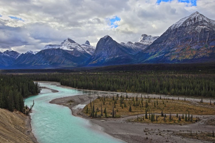 Landscape Photograph of the Athabasca River in Jasper National Park